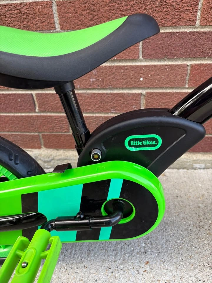 Little Tikes Green Bike - photo 3
