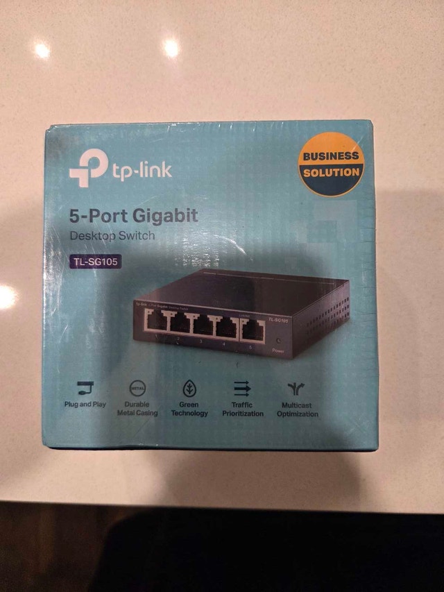 TP-Link TL-SG105 5-Port Gigabit Switch – Fanless Metal (Black)