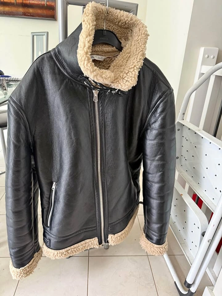 ZARA Leather Shearling Jacket - Large – Excellent Condition