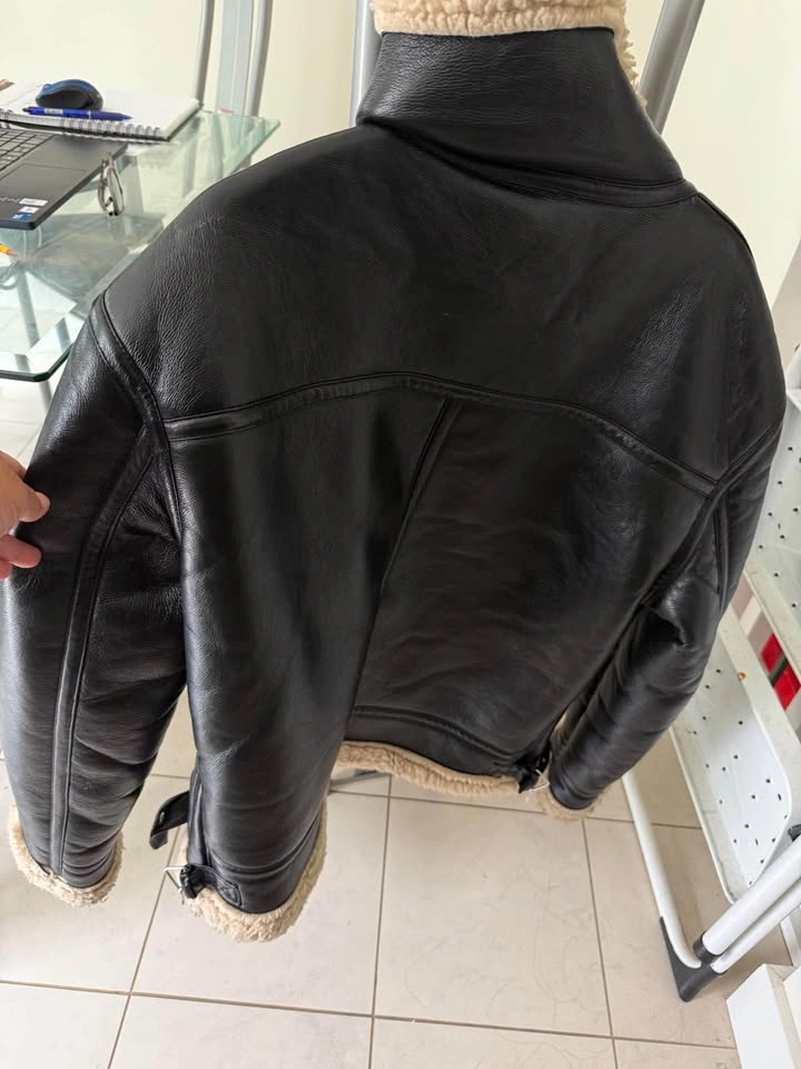 ZARA Leather Shearling Jacket - Large – Excellent Condition - photo 4