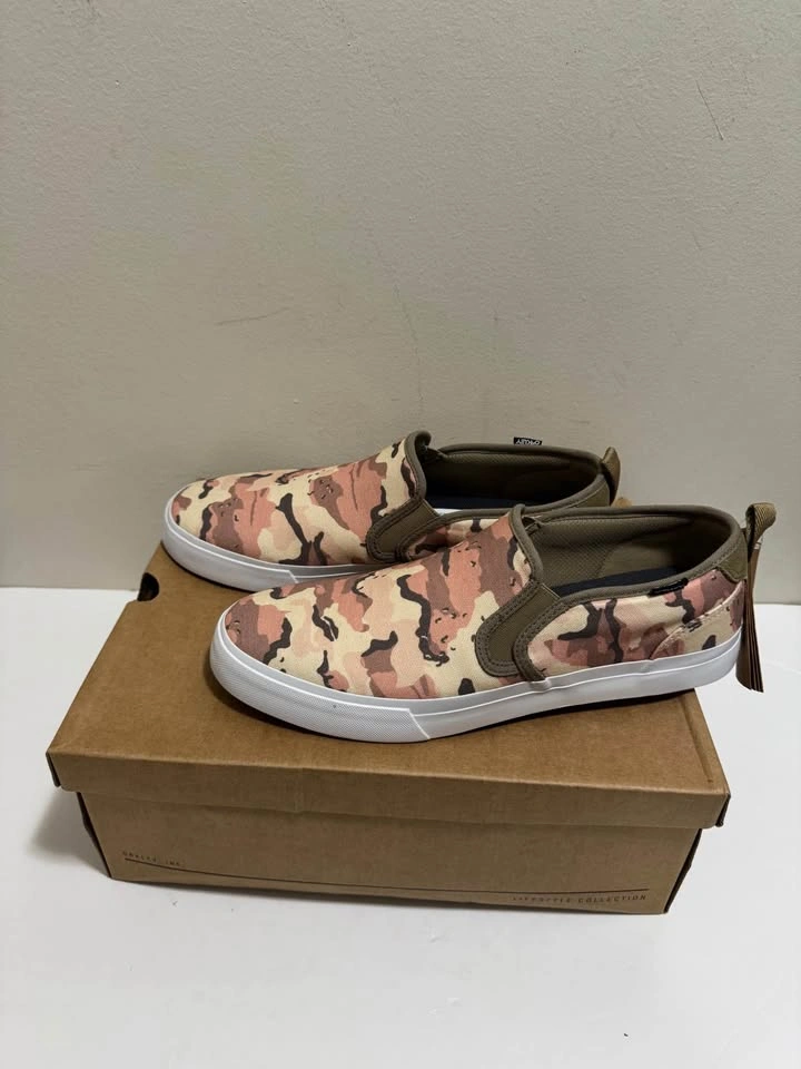 New Men Oakley Slip on Shoes. Size 10 US. Firm price. - photo 2