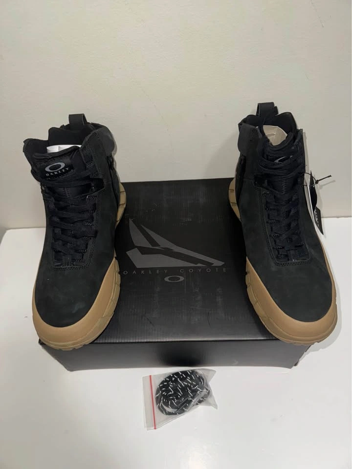 New Men Oakley Waterproof Boots Size 10.5 - photo 2
