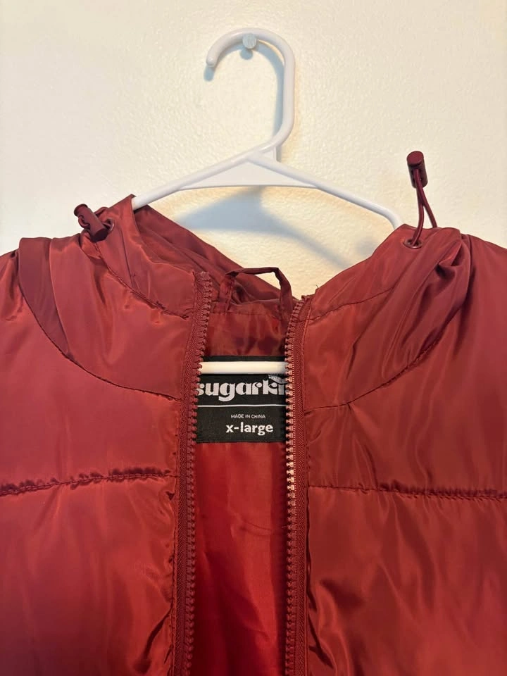 Women’s Burgundy Hooded Puffer Vest - XL - photo 2