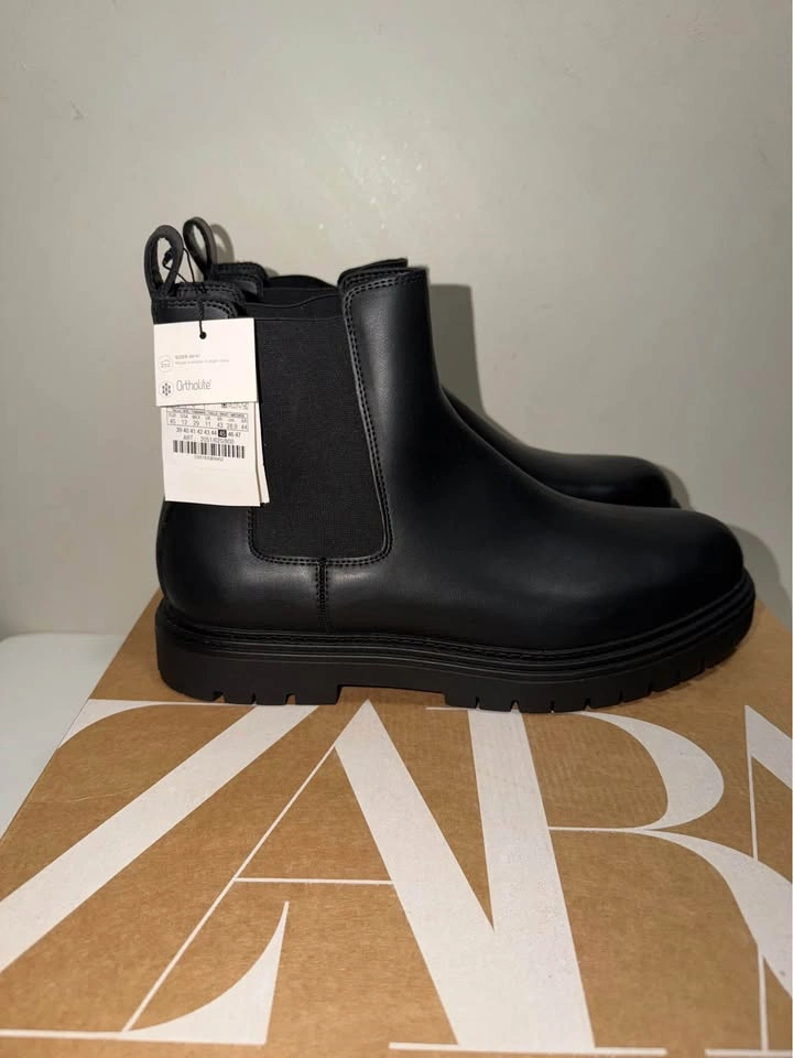 New Zara Men Chelsea Boots - Size 11 & 12 US - photo 3