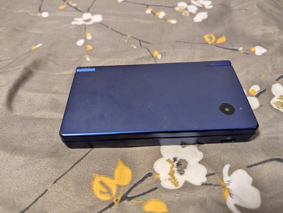 Nintendo DSi Purple - Homebrew Ready w/ 128GB SD Card