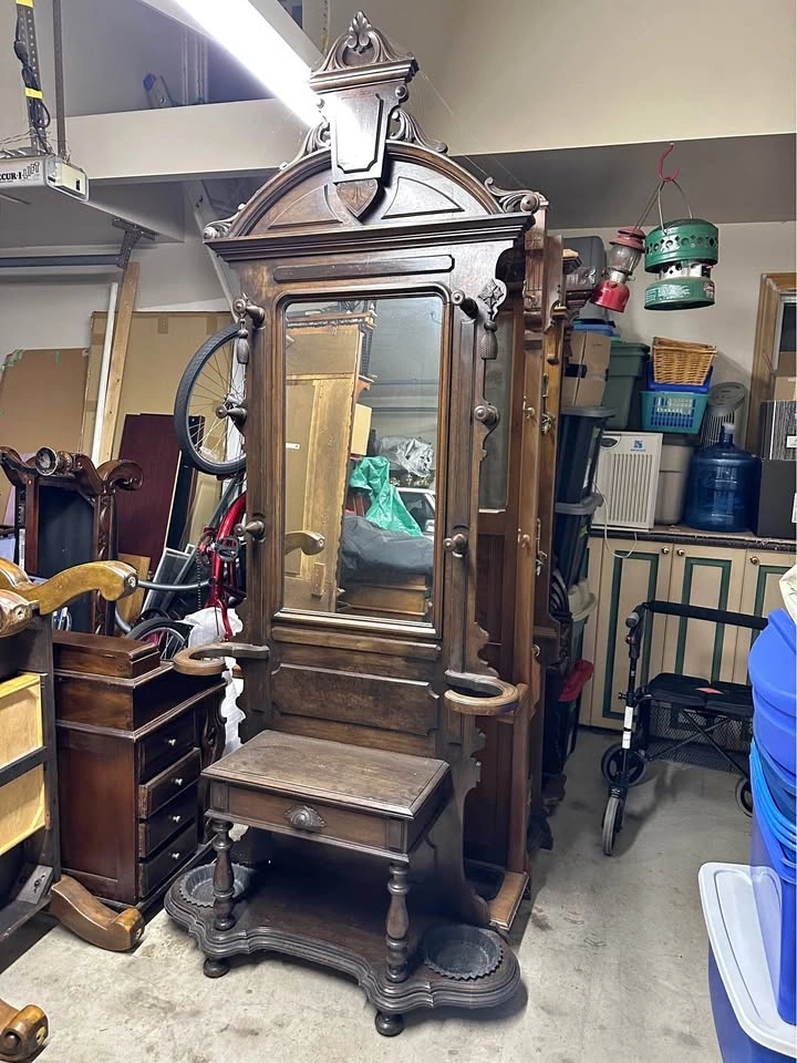Beautiful Antique Hall Tree