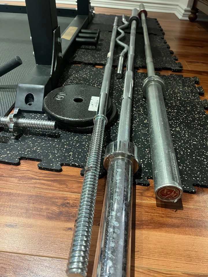 Xtreme Monkey Men's Olympic Lifting Bar (1500 lb, 20 kg) - photo 2