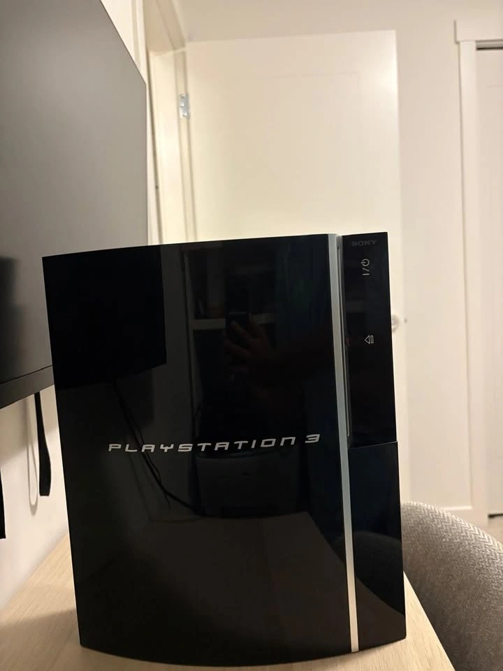 PlayStation 3 - photo 2