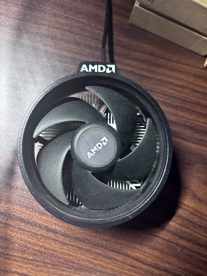 AMD Wraith Stealth CPU Cooler