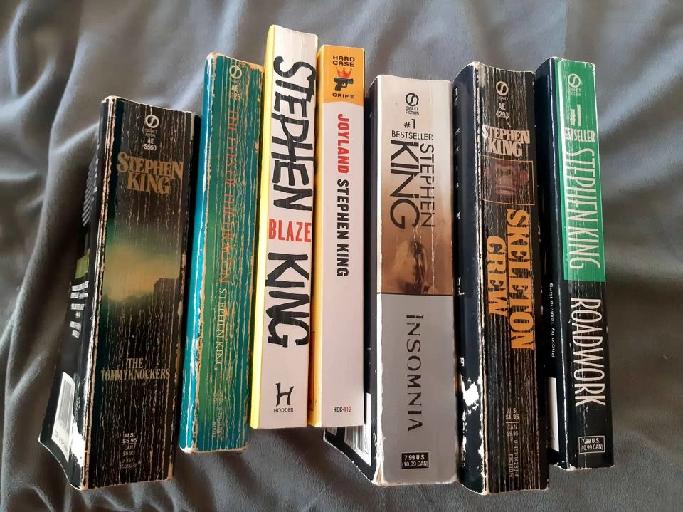 Stephen King Book Collection Soft Cover - photo 3