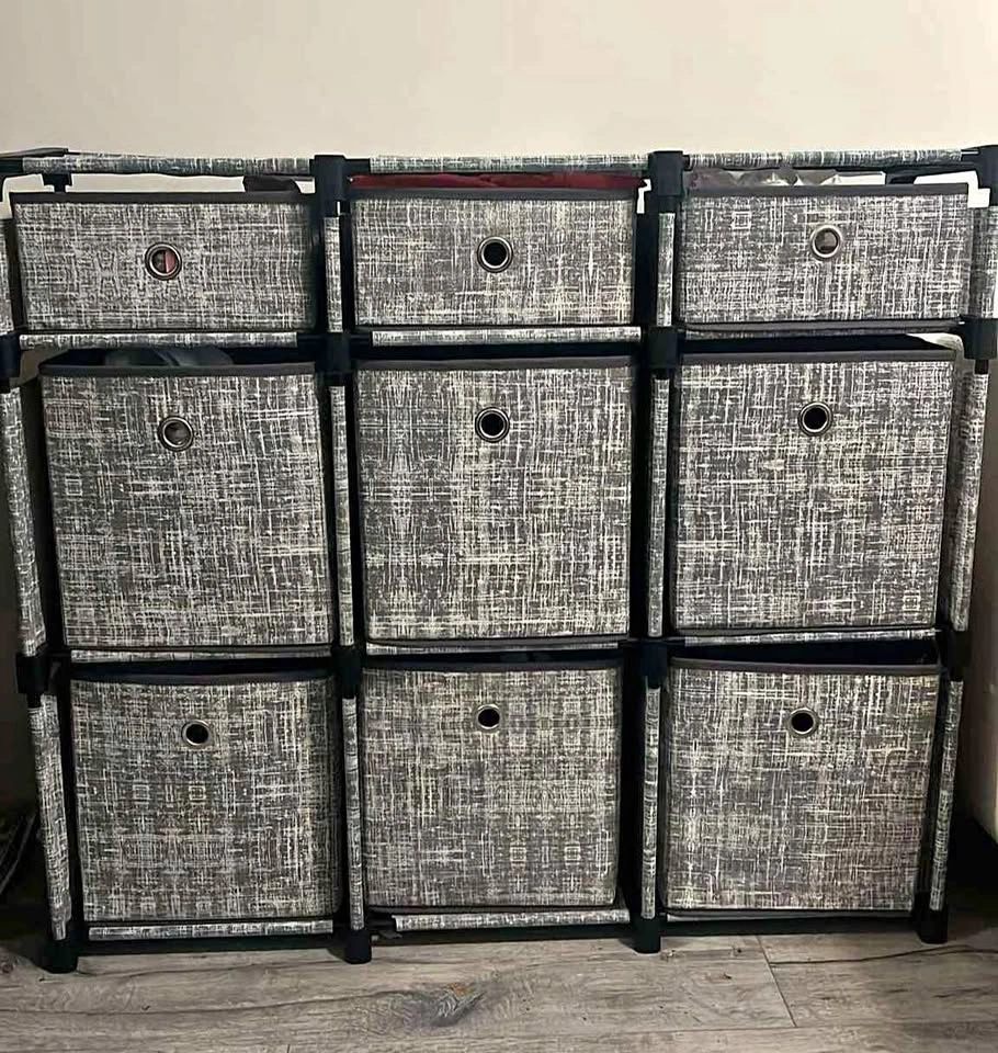 9 Drawer storage dresser