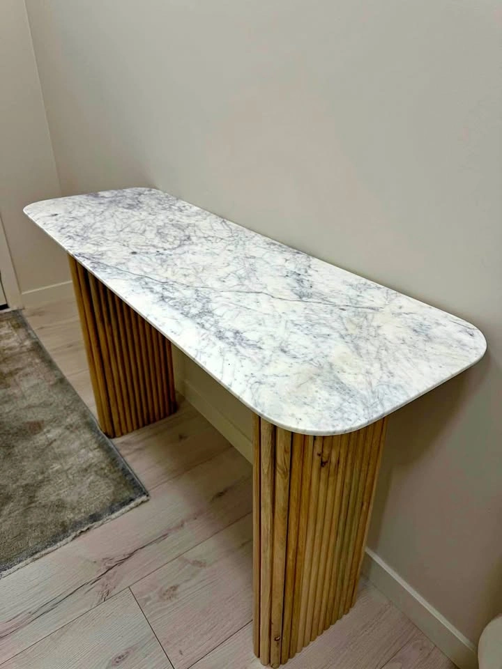 Top Console Table