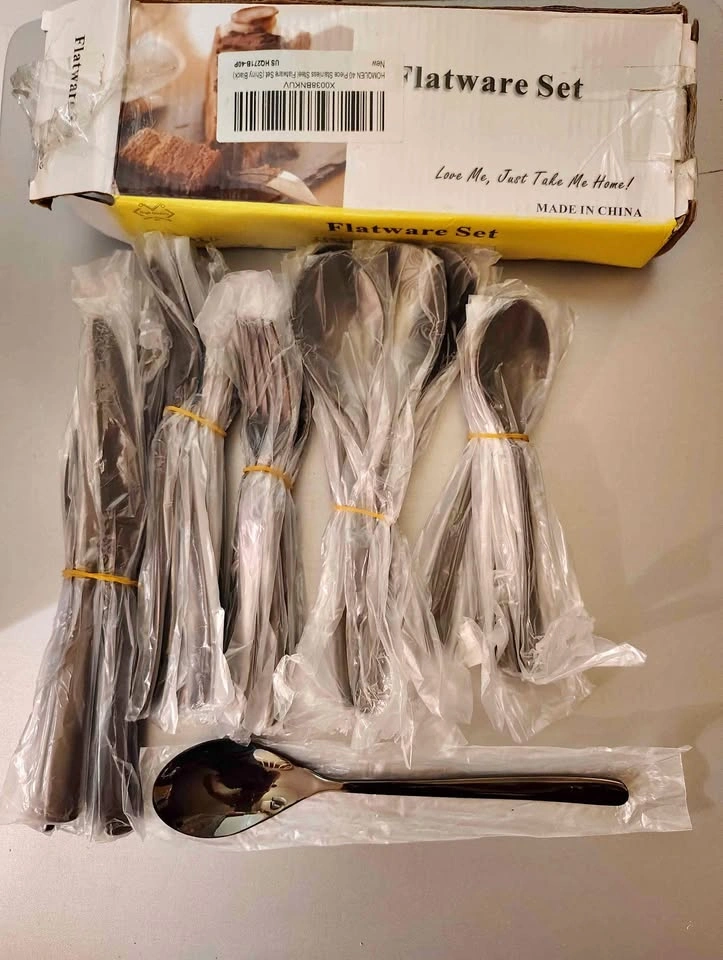 Homquen 40-Piece Shiny Black Stainless Steel Flatware Set