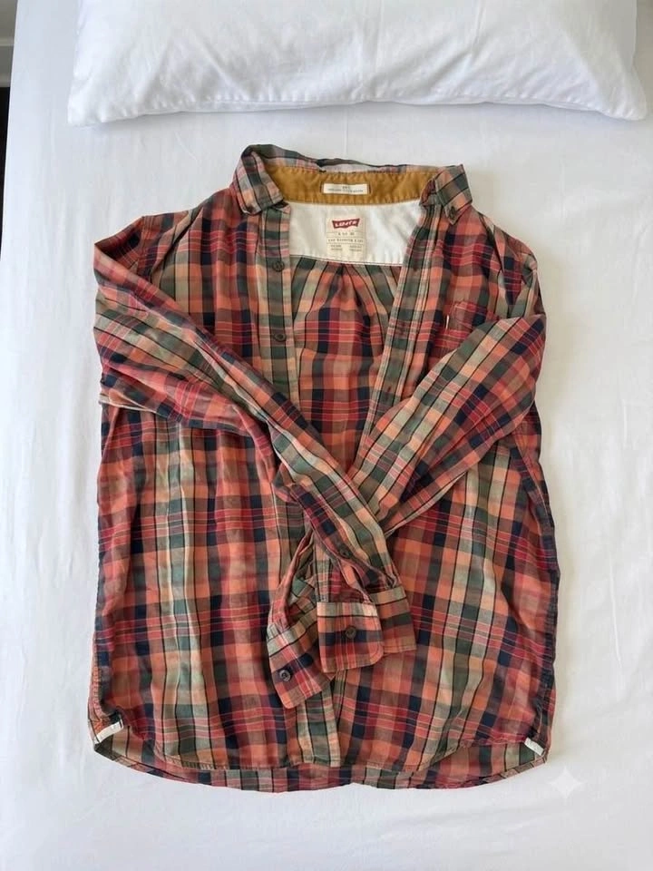 Bundle of Women’s Clothing Sizes Small & Medium - photo 3