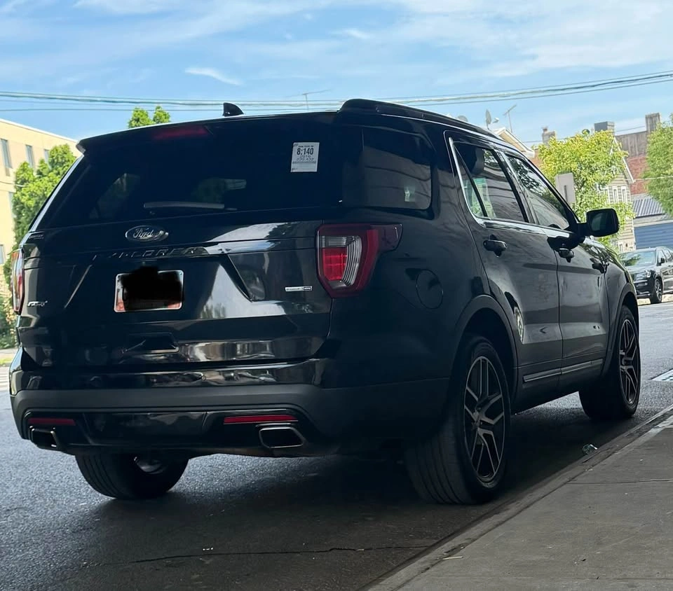2016 Ford Explorer Sport · AWD - photo 2