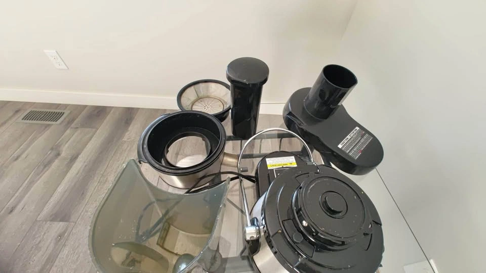 Electric Juice Extractor / Centrifugal Juicer – Stainless Steel - photo 2