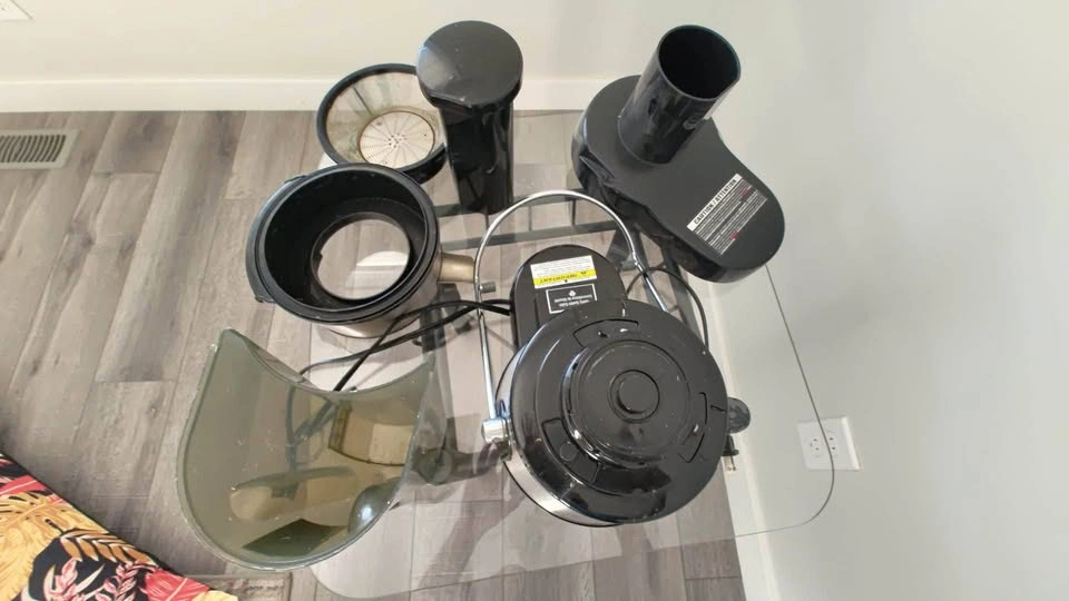 Electric Juice Extractor / Centrifugal Juicer – Stainless Steel - photo 3