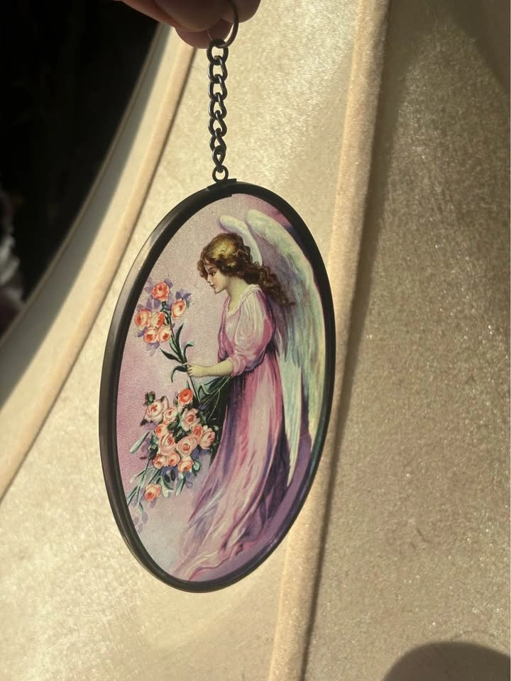 Vintage Angel Suncatcher with Roses - photo 3