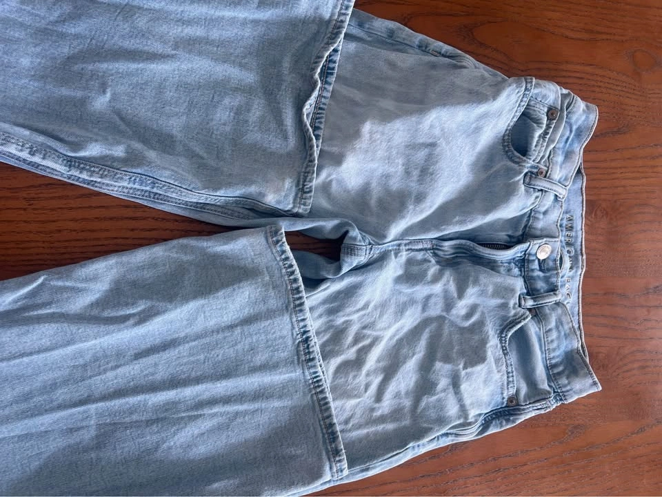 American Eagle Jeans - photo 3