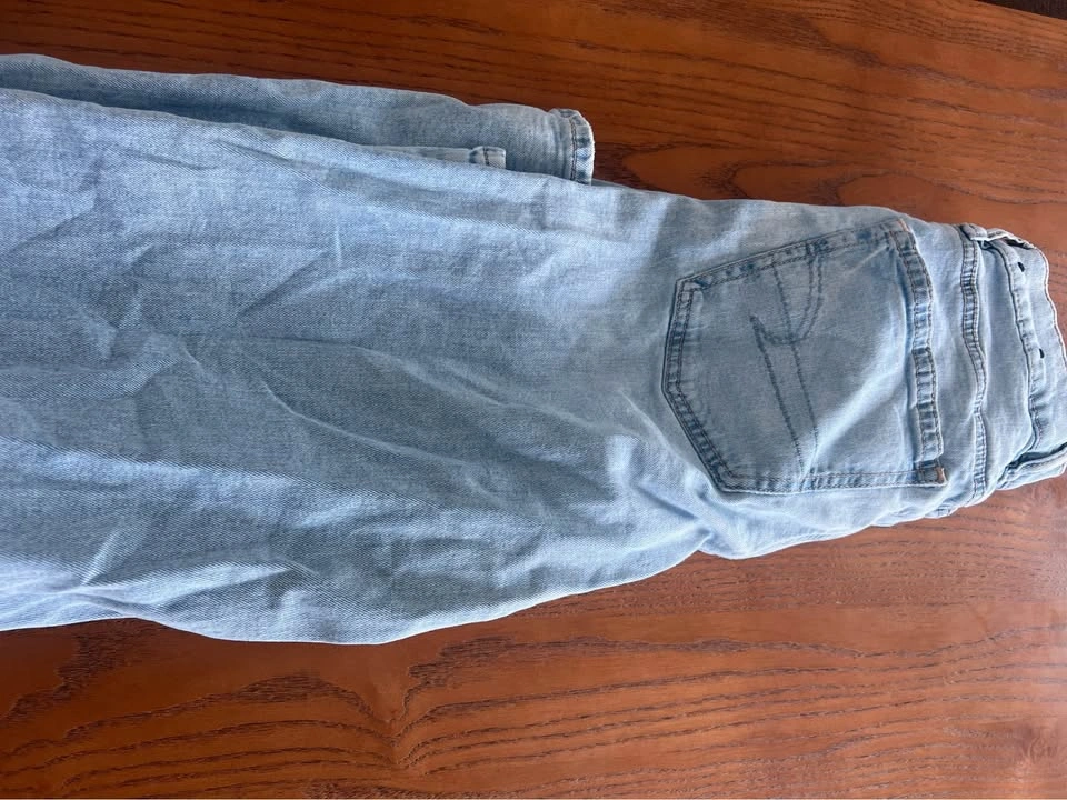 American Eagle Jeans - photo 4
