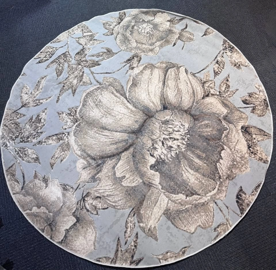 Brand New Modern round Rug 5x5 ft and 7x7 ft - photo 2