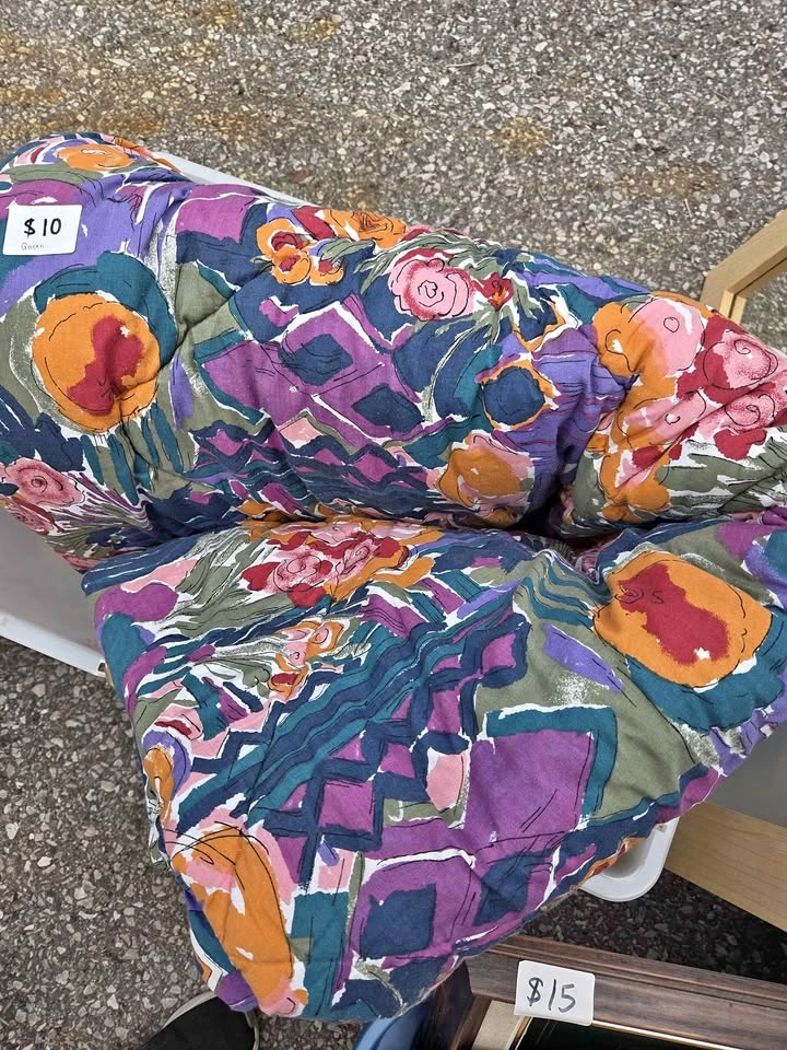 Queen Size Patterned Comforter