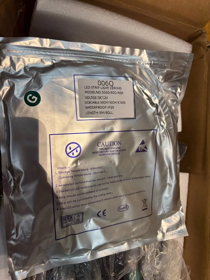 Floating Queen Bed Frame - LED Lights image indicator(7)