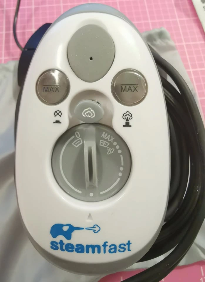 Universal Travel size steam iron - photo 4