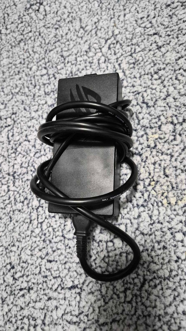 200W ASUS ROG STRIX/TUF CHARGER