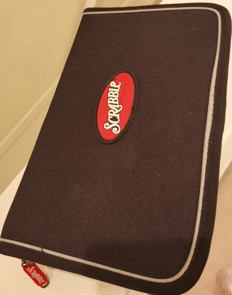 Scrabble To Go Folio Travel Edition