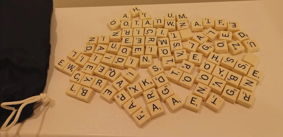 Scrabble To Go Folio Travel Edition - photo 5
