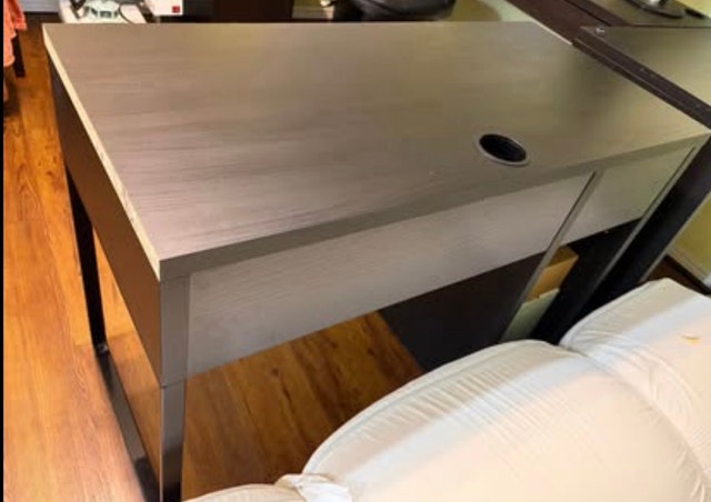 IKEA MICKE desk - photo 4