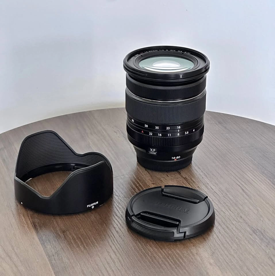 Fujifilm Fujinon XF 16-80mm f/4 R OIS WR Lens (10/10 Condition)