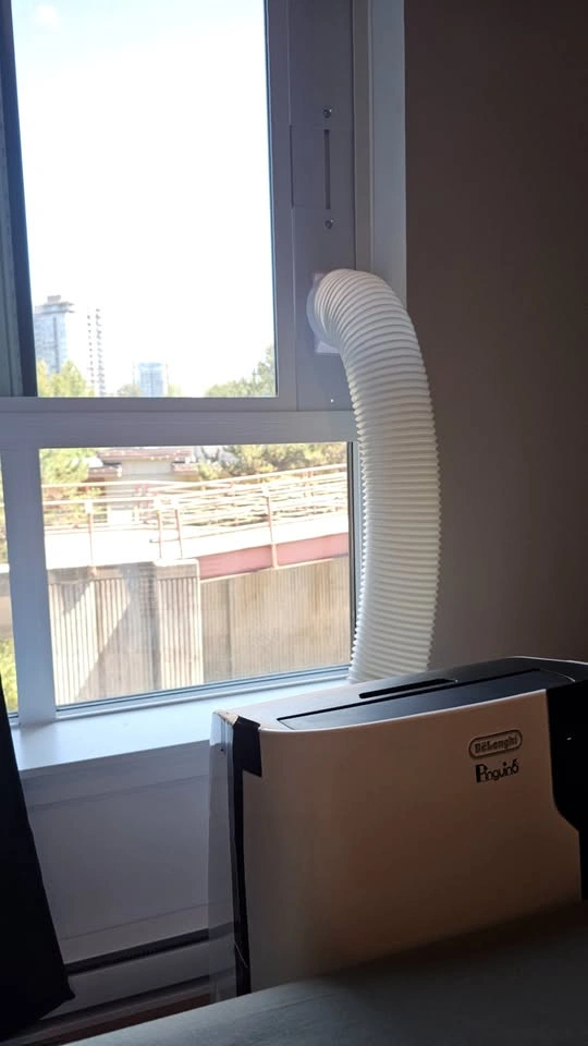 DeLonghi Portable Air Conditioner 12,000 BTU - photo 3