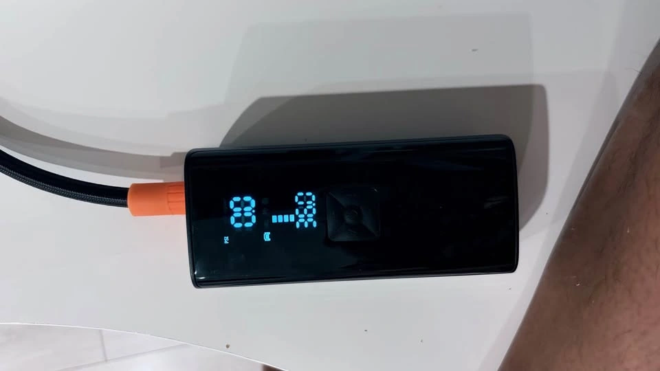 Portable inflator - photo 2
