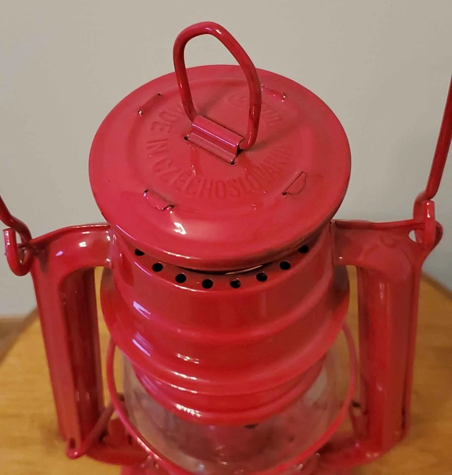 Vintage Red MEVA 863 Hurricane Lantern - Czechoslovakia - photo 5