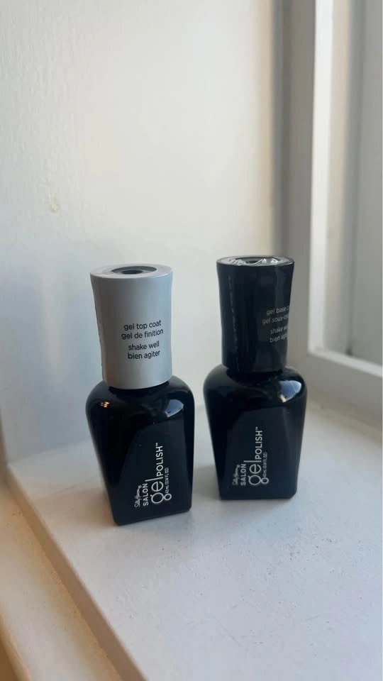 Sally Hansen gel polish base & top coat - photo 3