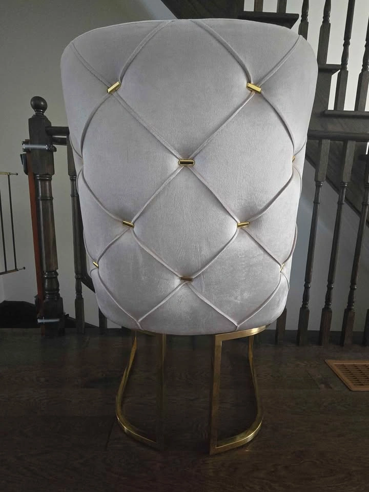 Round Gold Pedestal with White Marble Top Table and 4 Chairs - photo 5