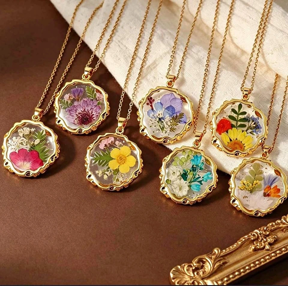 🌸 Handmade Real Pressed Flower Women's Necklaces ❤️