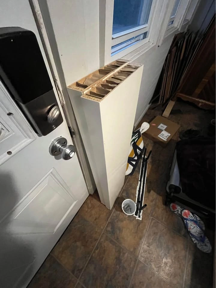 2 wall shelves with brackets - photo 3