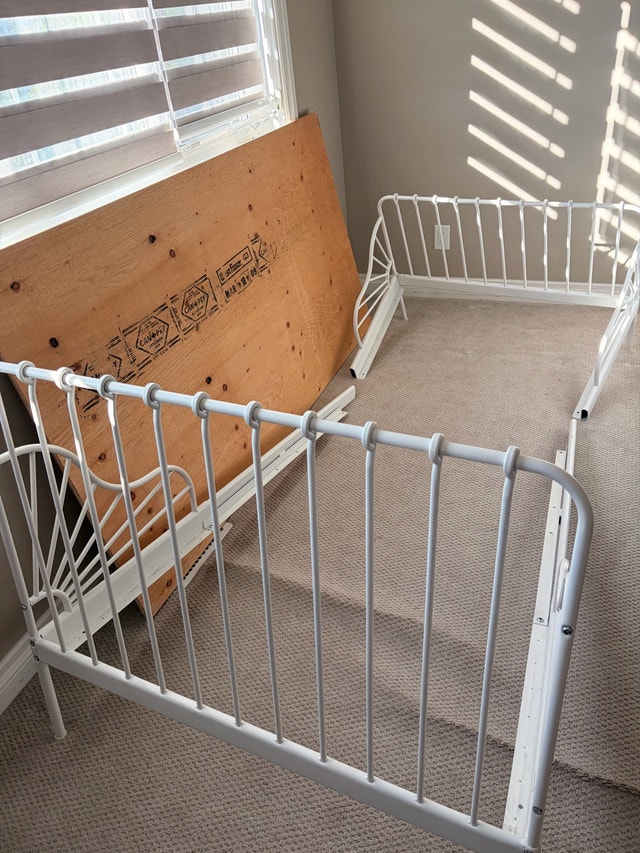 White Metal Bed Frame - photo 4