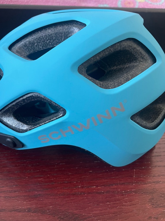 Schwinn Adult Bike Helmet (Blue) - photo 2
