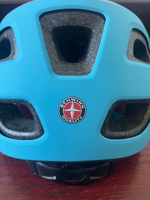 Schwinn Adult Bike Helmet (Blue) - photo 3