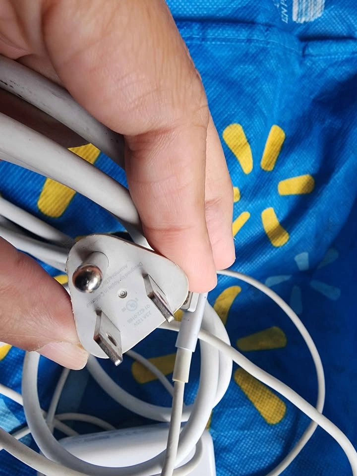 85w magsafe power adapter OEM - photo 5