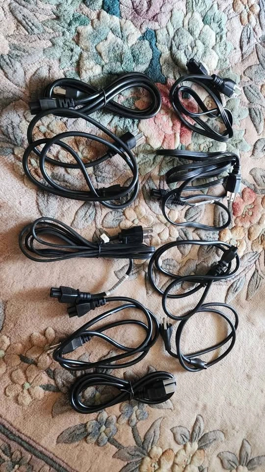 Laptop Power Cables - photo 2