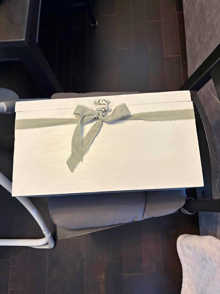 Card box