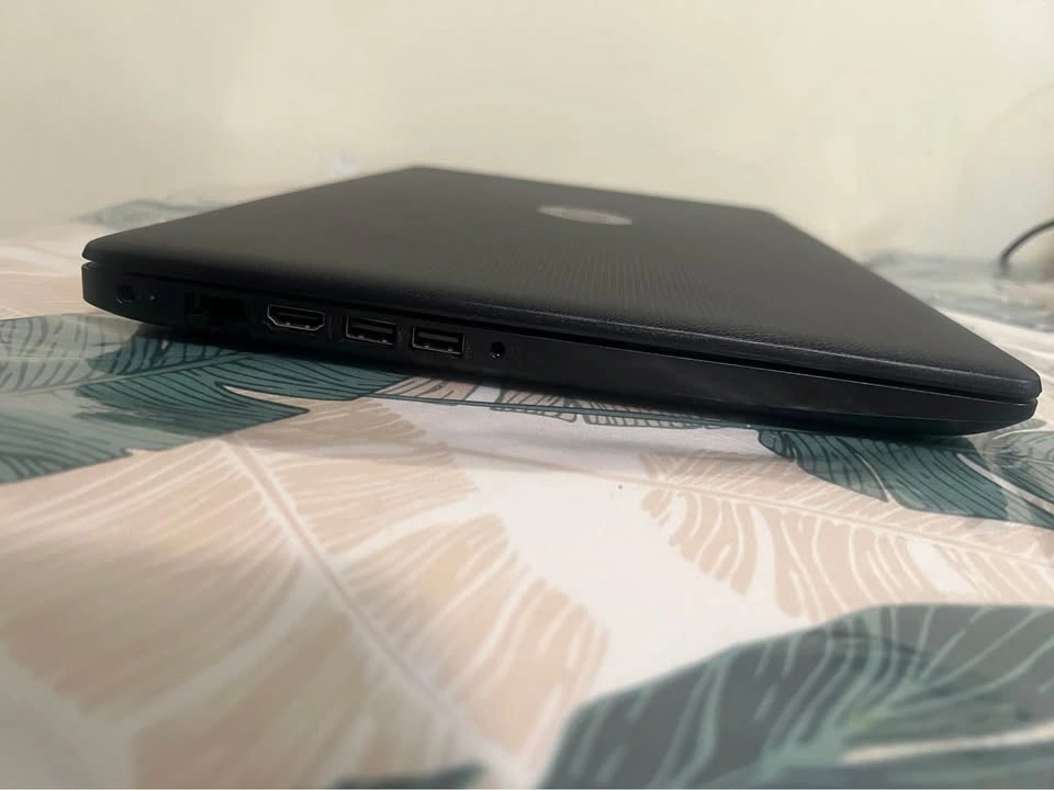 HP pavillion laptop - photo 4