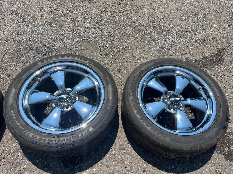 Cragar 617 Chrome Rims – 18x8 | Pristine Condition - photo 3