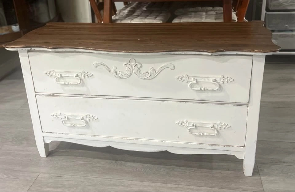 Solid Wood Rustic Antique-Style 2-Drawer Dresser - photo 2