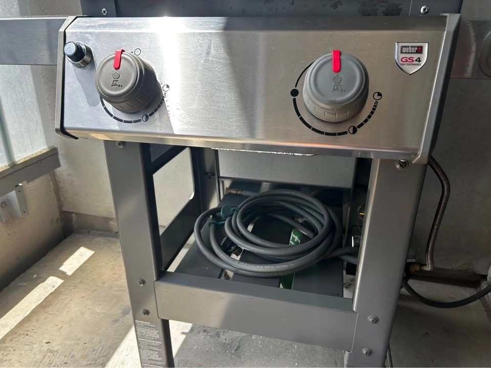 Weber Spirit II BBQ – Natural Gas. Has warranty until 2030! - photo 3